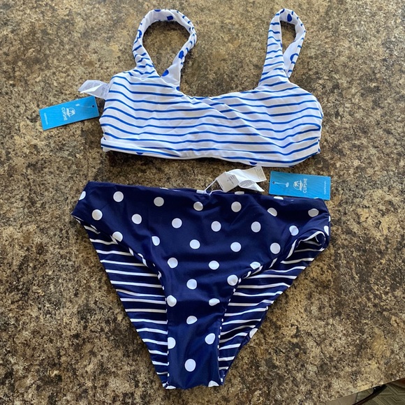 Cupshe Reversible Bikini set - Picture 3 of 8